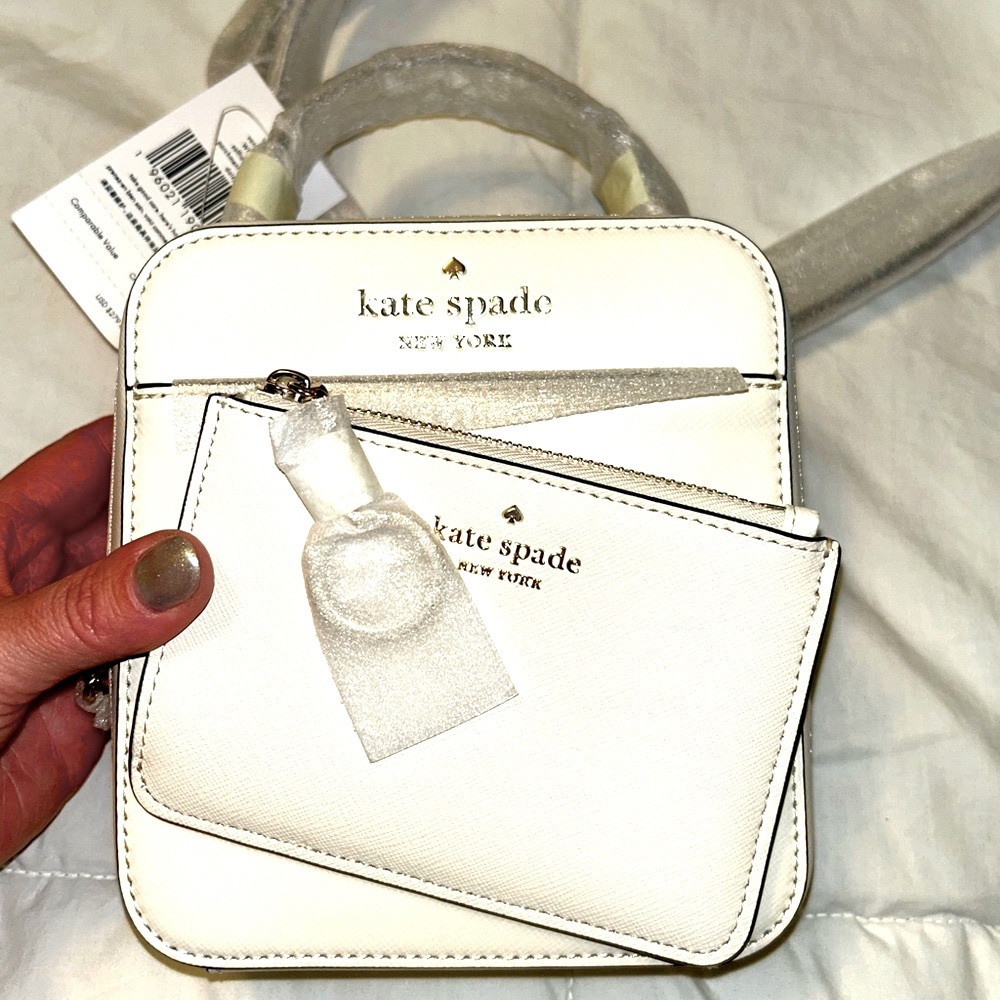 Kate Spade Daisy Vanity Crossbody and Laurel Way Bitsy Card Holder